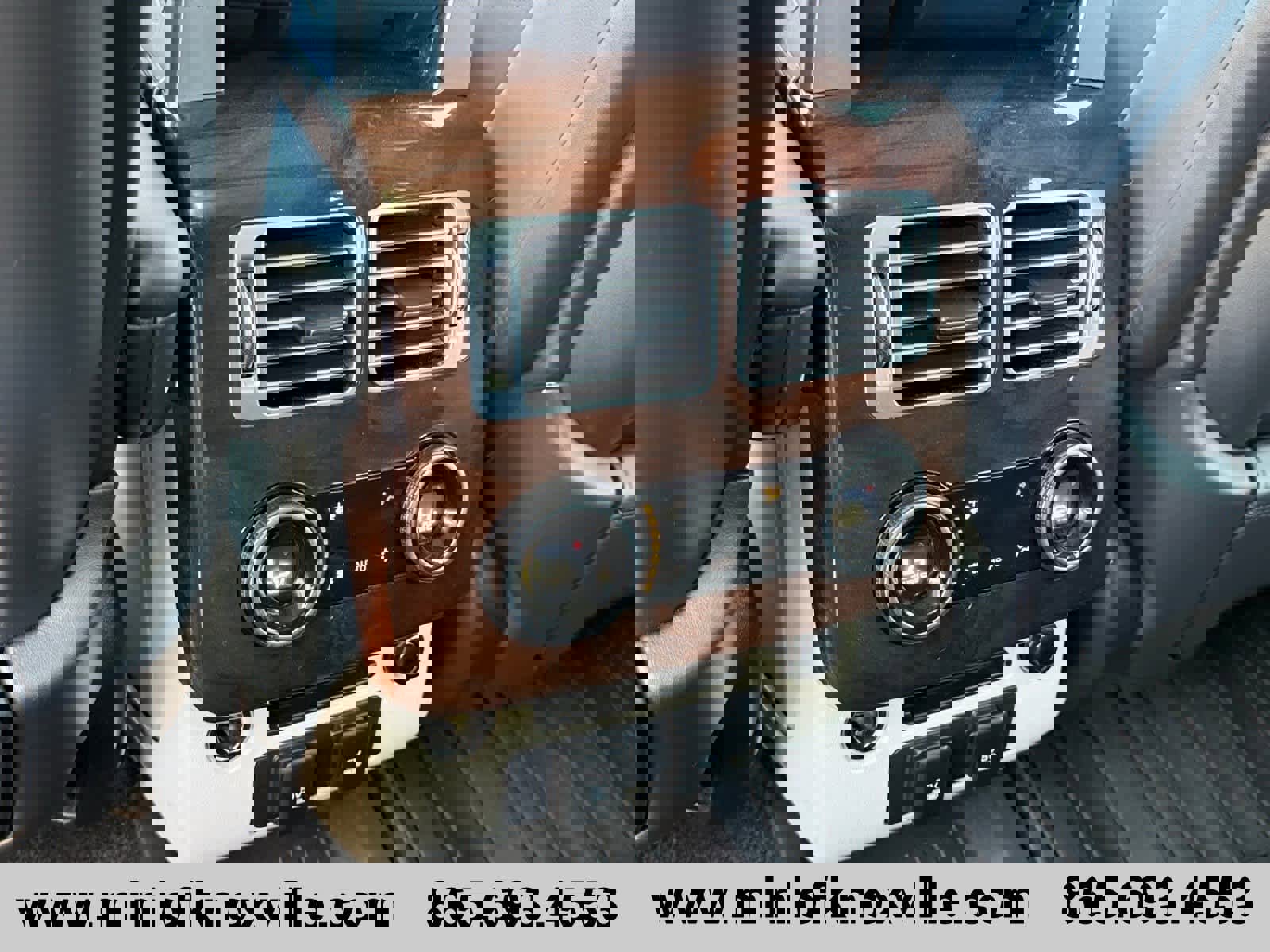 Used 2021 Land Rover Range Rover P525 Westminster Edition image 30