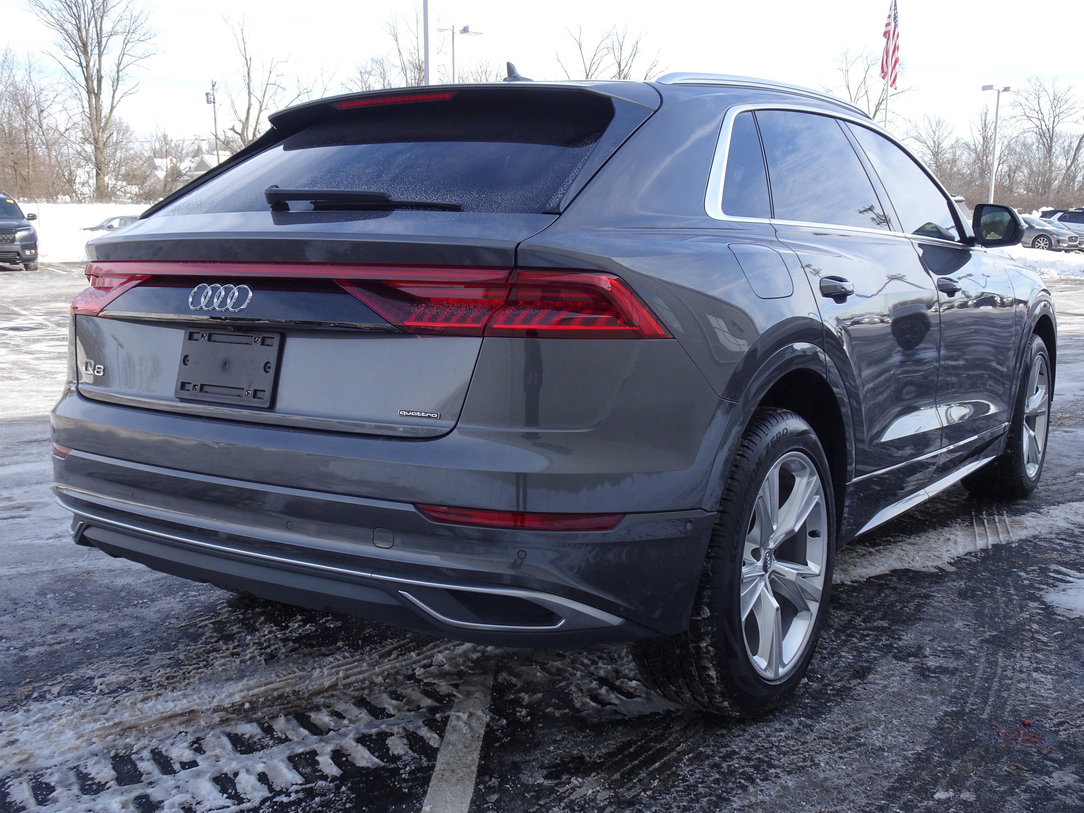 Used 2019 Audi Q8 Prestige w/ Luxury Package image 6