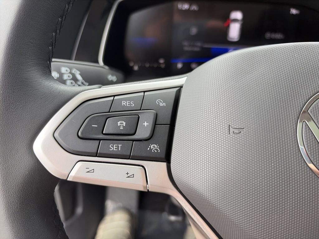 Used 2023 Volkswagen Jetta SE FWD image 21