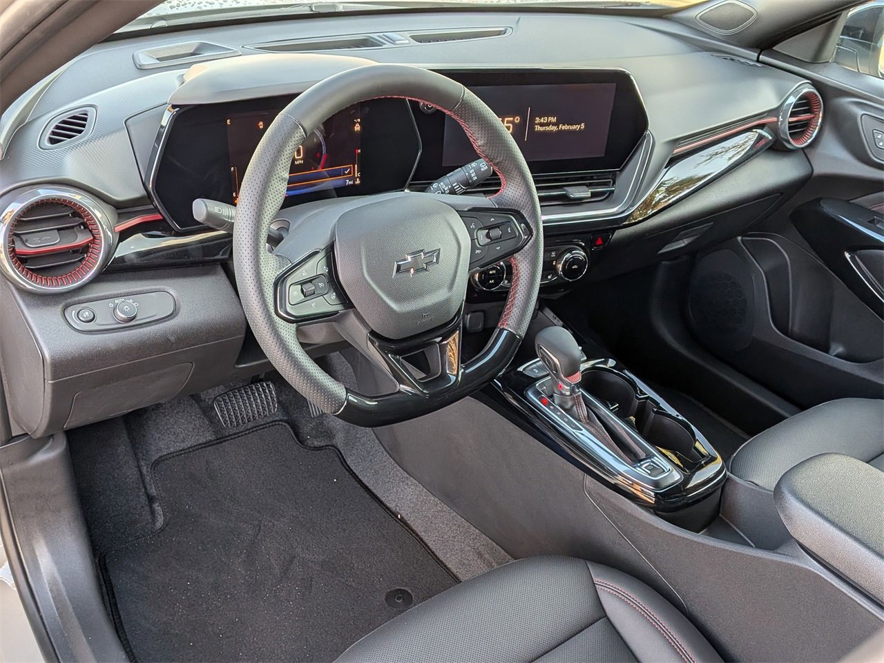 New 2026 Chevrolet Trax RS w/ Driver Confidence Package image 9