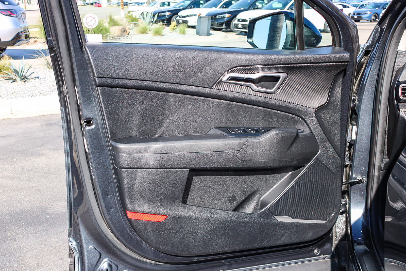 Used 2024 Kia Sportage LX image 19