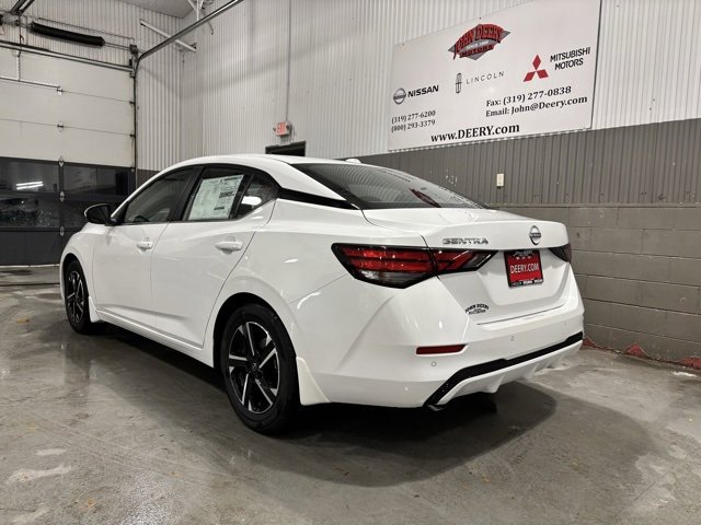 New 2025 Nissan Sentra SV w/ All-Weather Package image 5