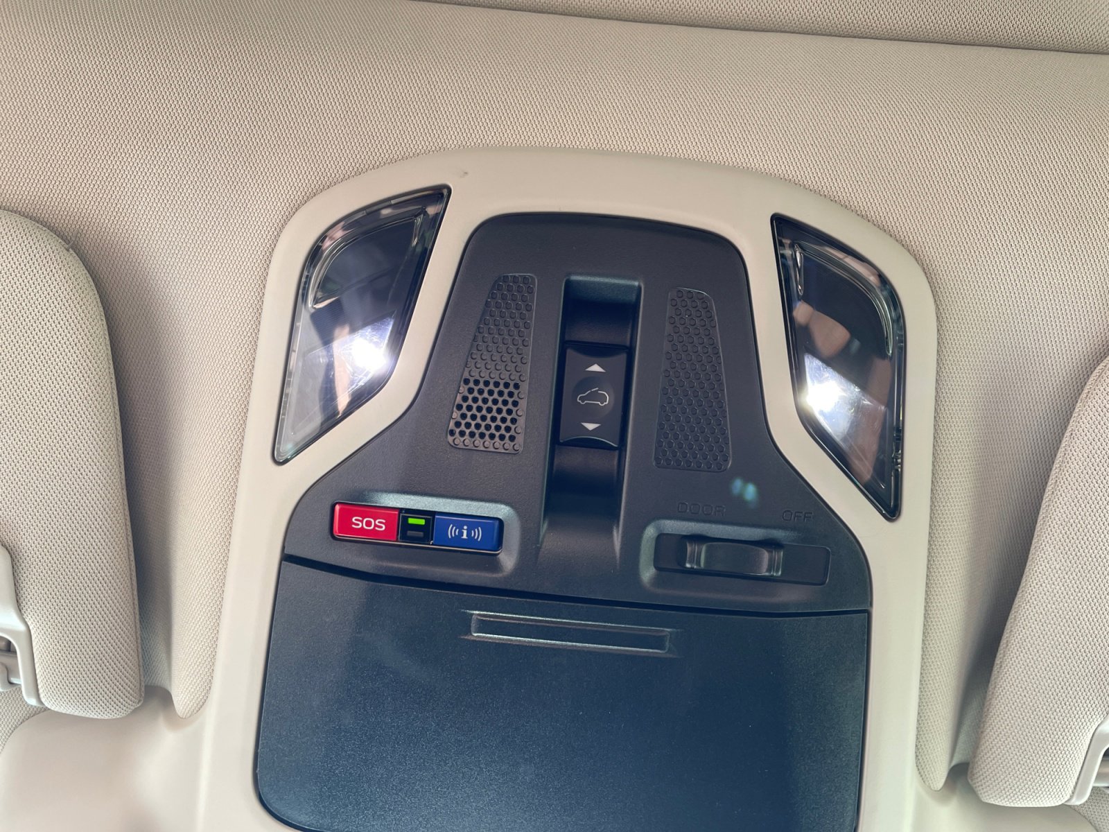 Used 2022 Subaru Outback Touring image 27