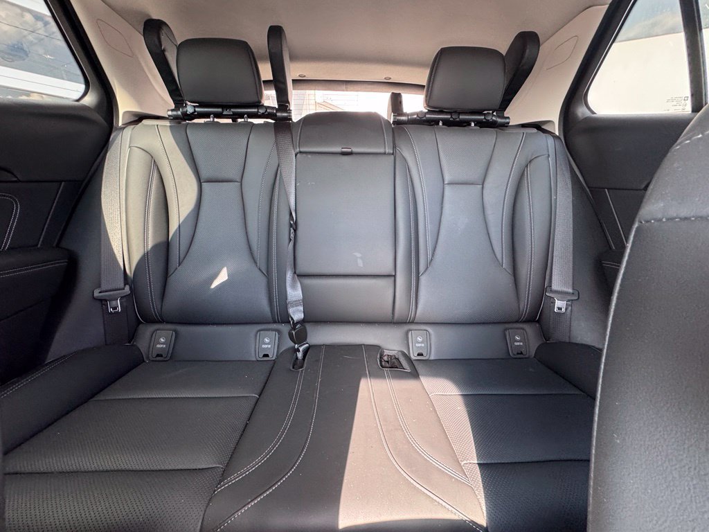 Used 2023 Buick Envision Essence FWD image 33