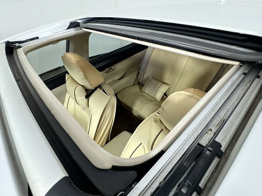Used 2013 Lexus ES 350 w/ Luxury Pkg FWD image 27