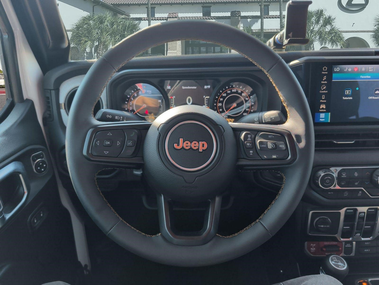 Used 2024 Jeep Gladiator Sport AWD/4WD image 13