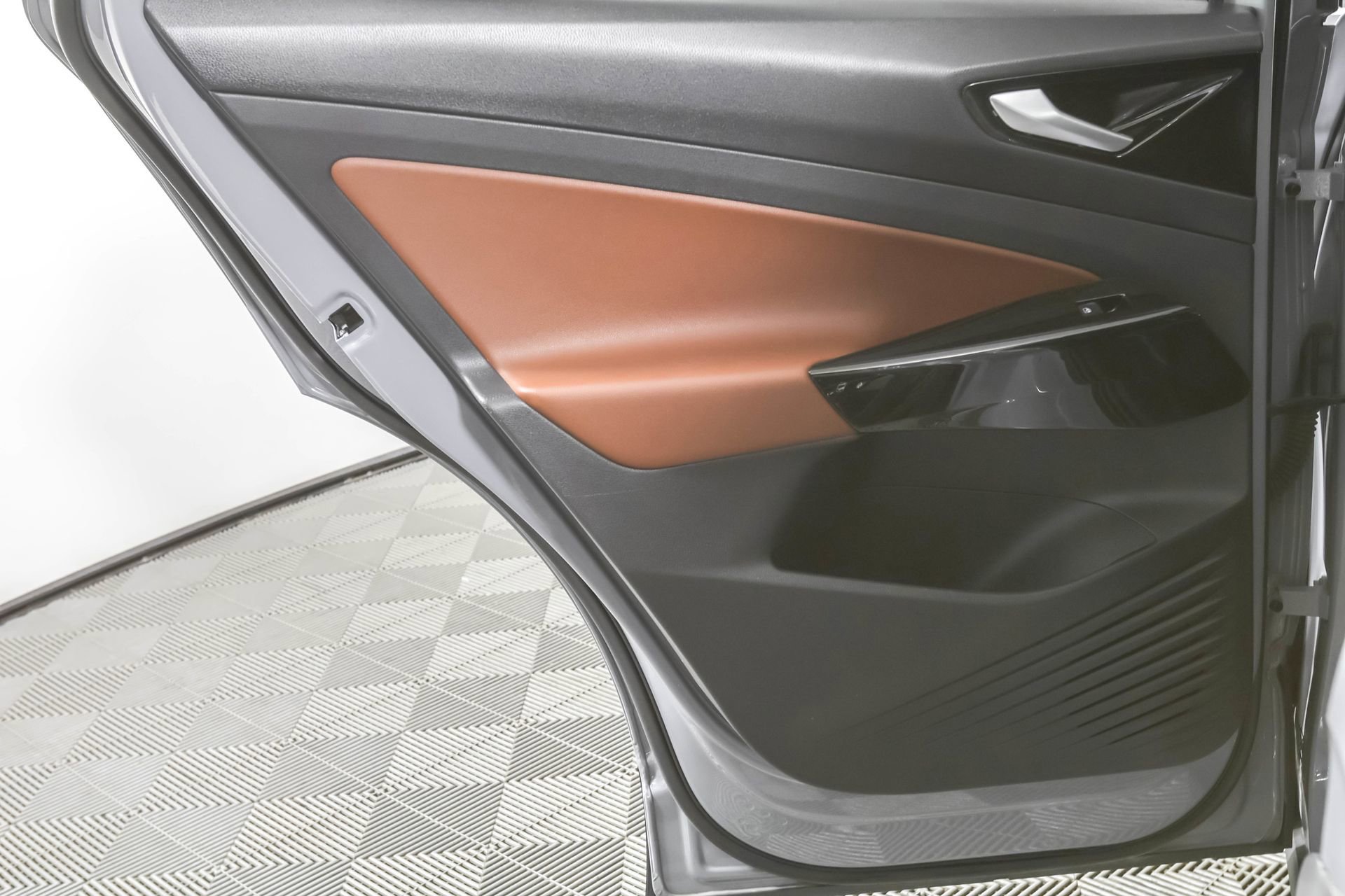 Used 2021 Volkswagen ID.4 Pro S image 41