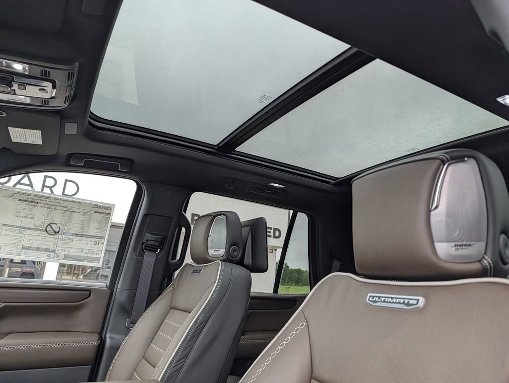 New 2026 GMC Yukon Denali Ultimate AWD/4WD image 24