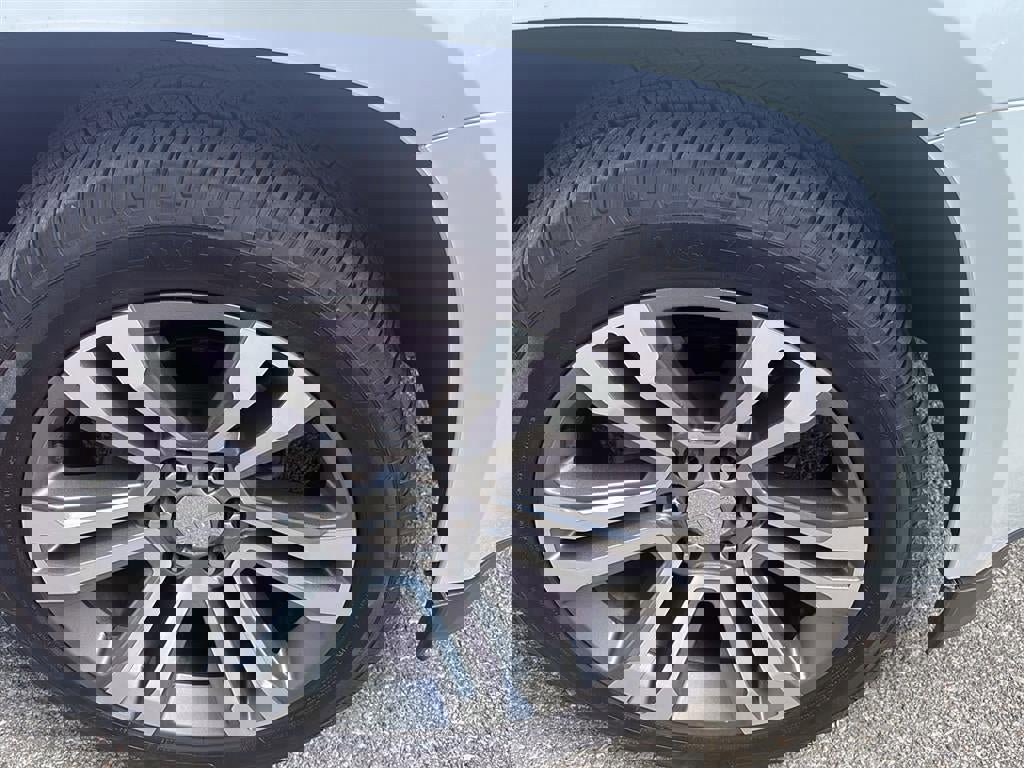 Used 2018 GMC Yukon Denali w/ Denali Ultimate Package image 5