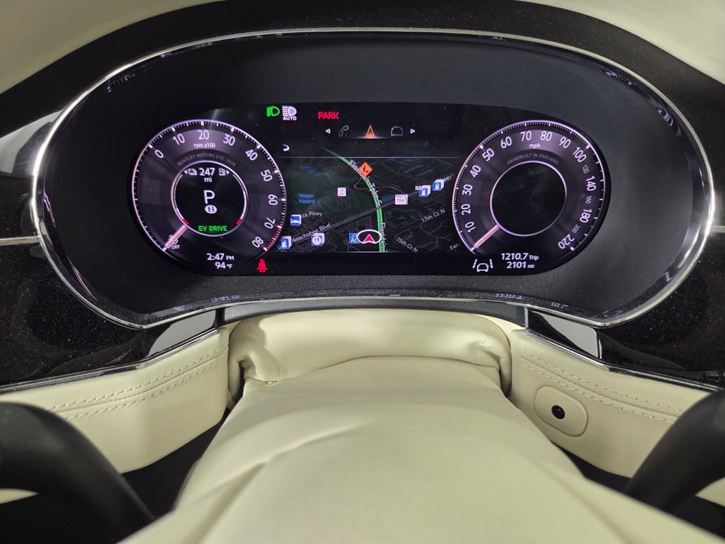 Used 2025 Bentley Continental GTC AWD/4WD image 16