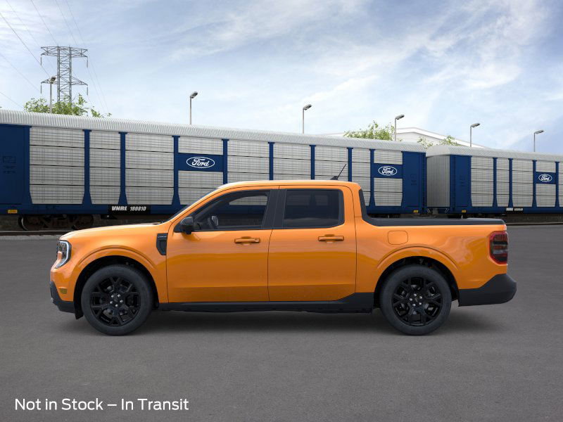 New 2026 Ford Maverick Lariat w/ Black Appearance Package image 4