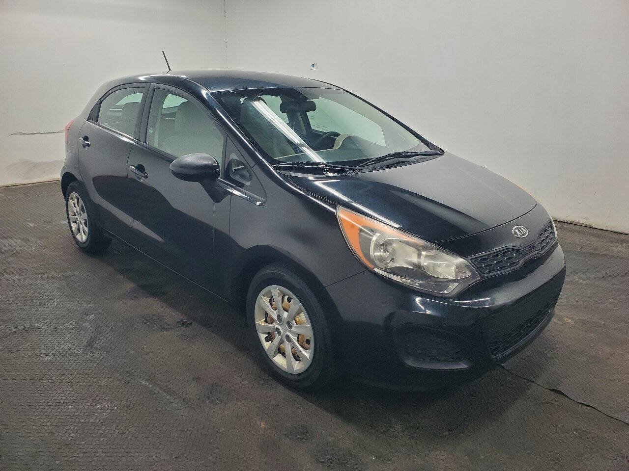 Used 2012 Kia Rio LX w/ PWR Pkg FWD image 3