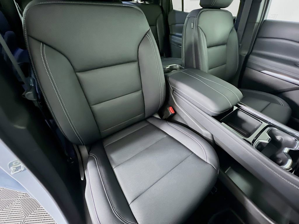 New 2026 Chevrolet Traverse LT w/ Driver Confidence Package image 29