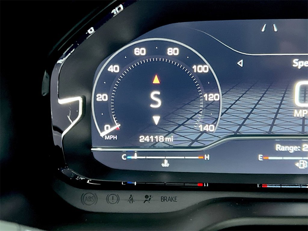 Used 2023 GMC Yukon Denali image 12