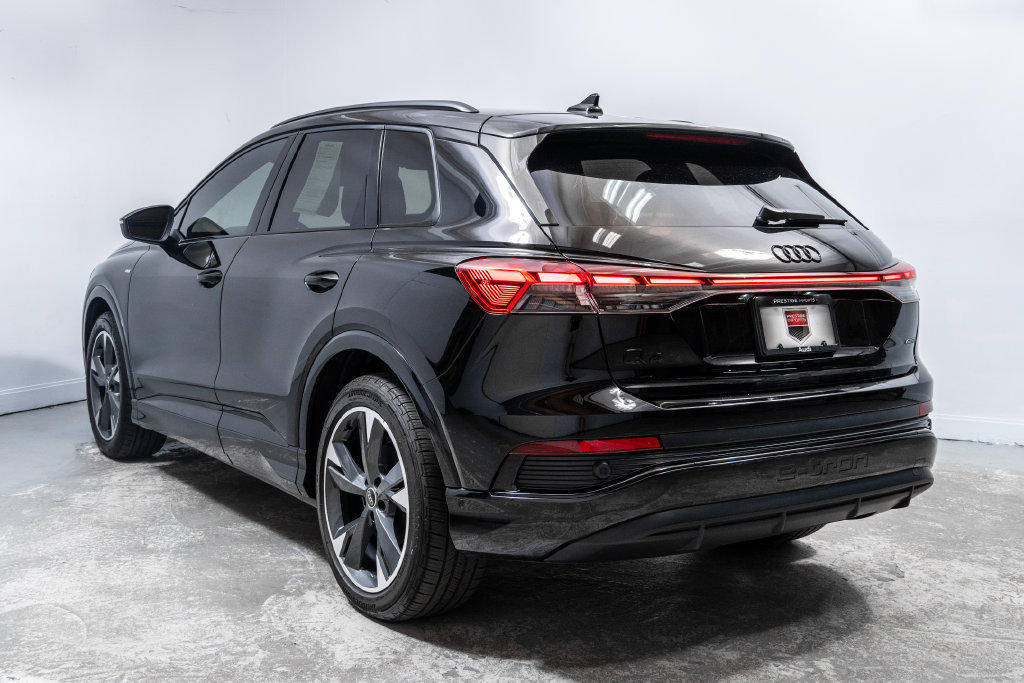 Used 2024 Audi Q4 e-tron Premium Plus AWD/4WD image 3