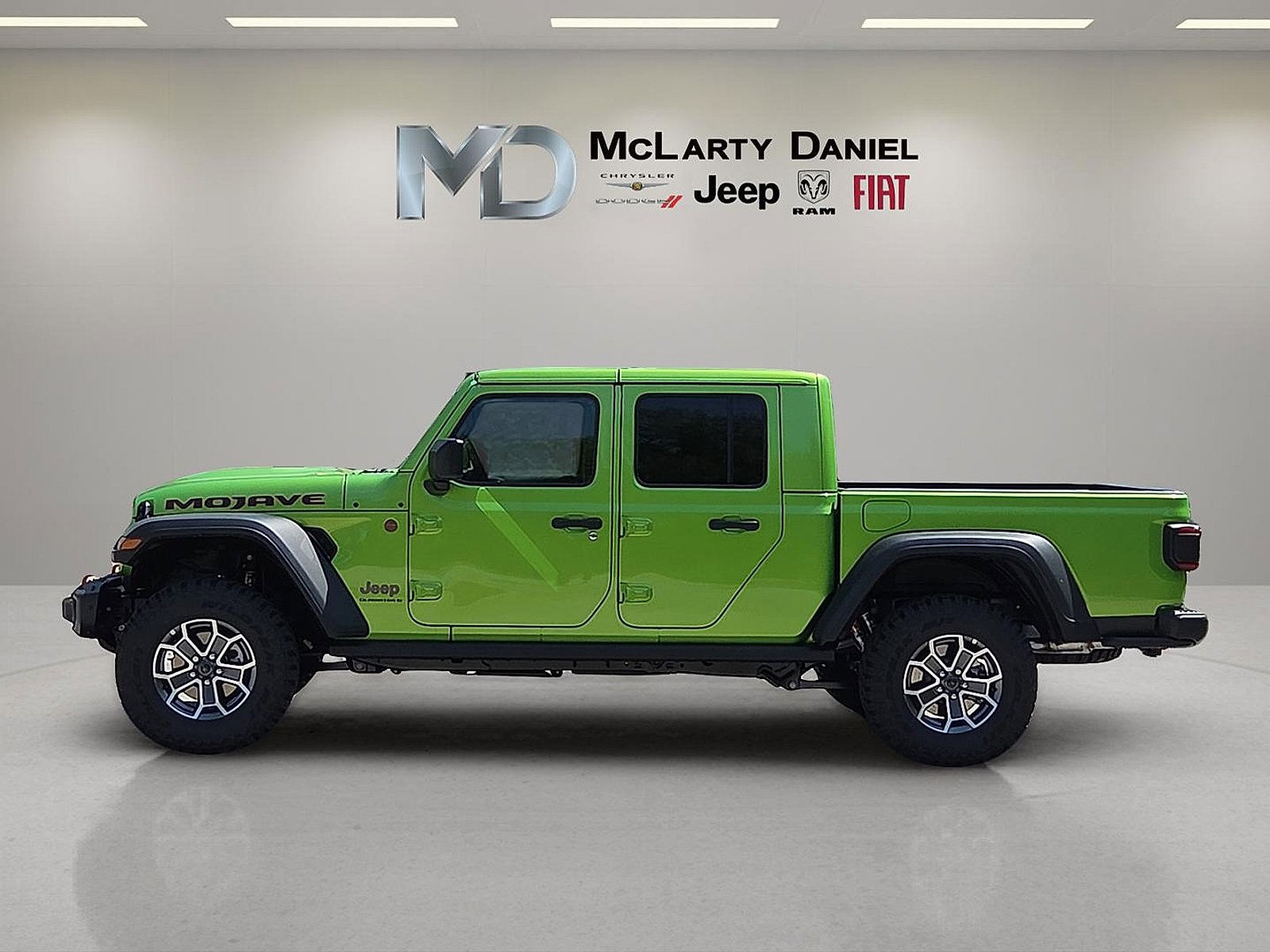 New 2025 Jeep Gladiator Mojave w/ Steel Bumper Group image 3