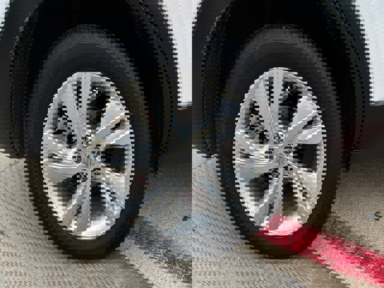 Used 2025 Buick Encore GX Preferred image 9