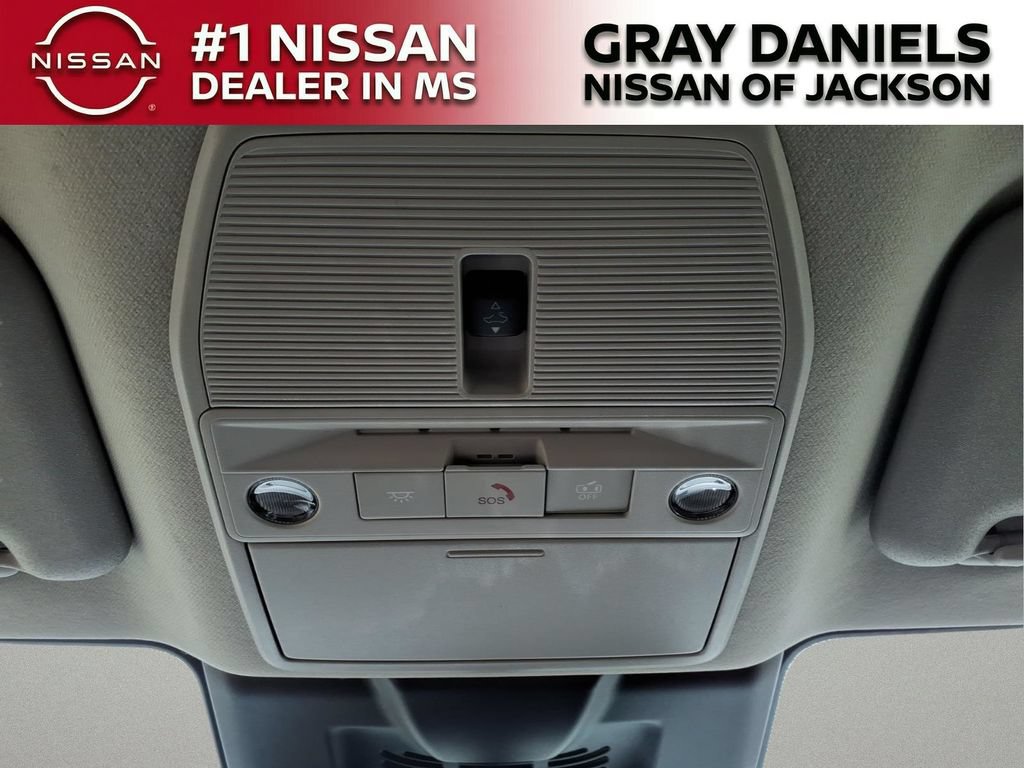 New 2026 Nissan Sentra SR w/ SR Premium Package FWD image 21