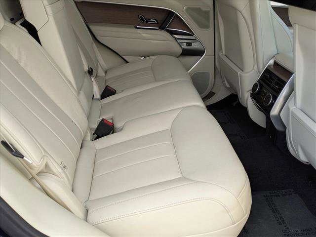 Certified 2023 Land Rover Range Rover SE image 22
