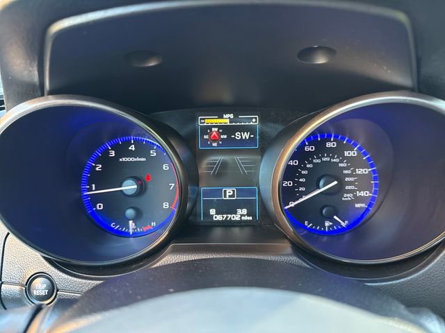Used 2017 Subaru Outback 2.5i Premium AWD/4WD image 16