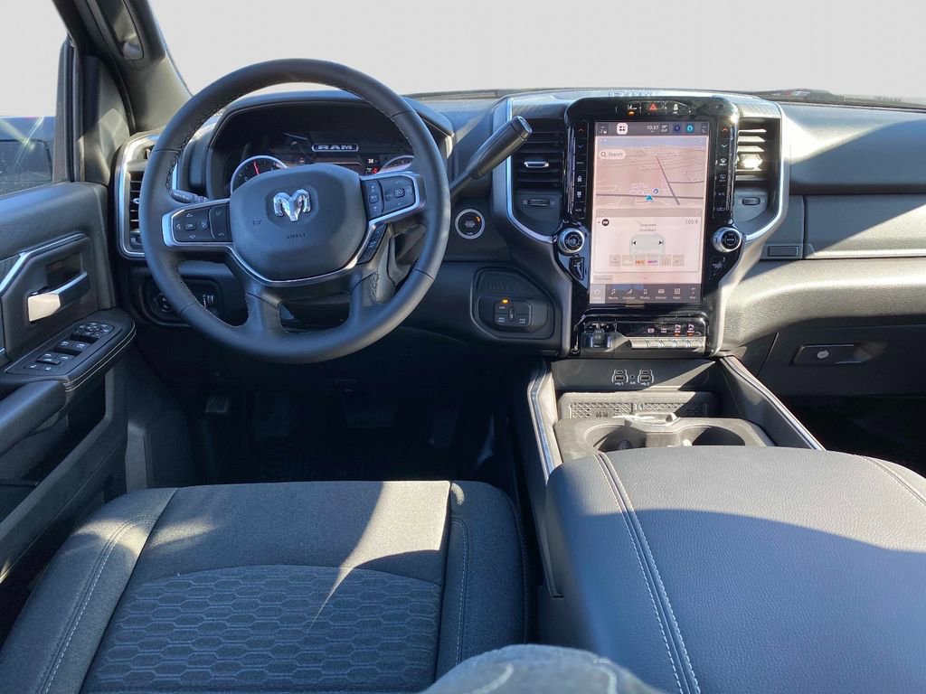 New 2026 RAM 2500 Big Horn AWD/4WD image 8