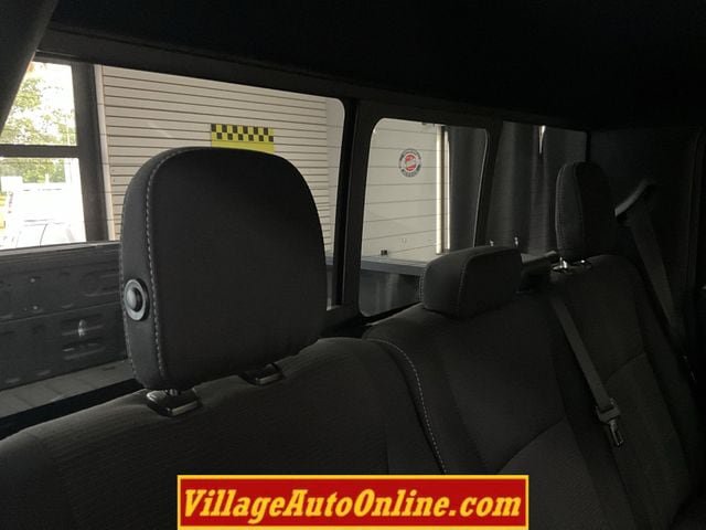 Used 2017 Ford F150 XLT w/ Equipment Group 302A Luxury AWD/4WD image 35