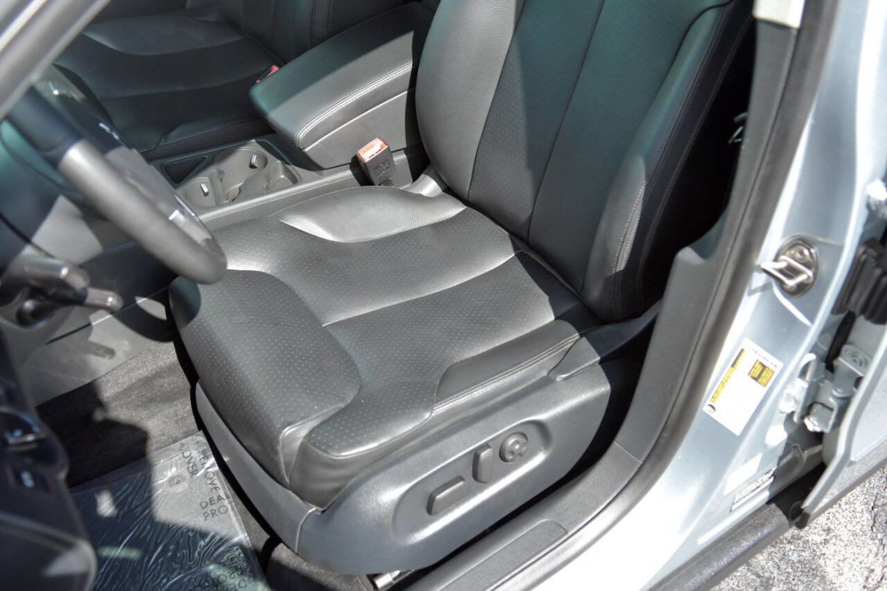 Used 2010 Volkswagen Passat Komfort image 20