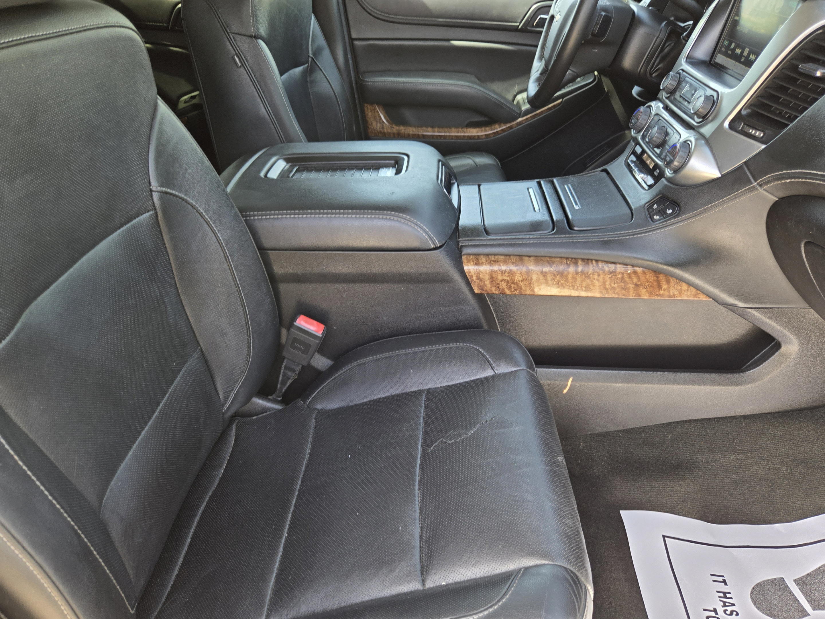 Used 2017 Chevrolet Suburban Premier RWD image 10