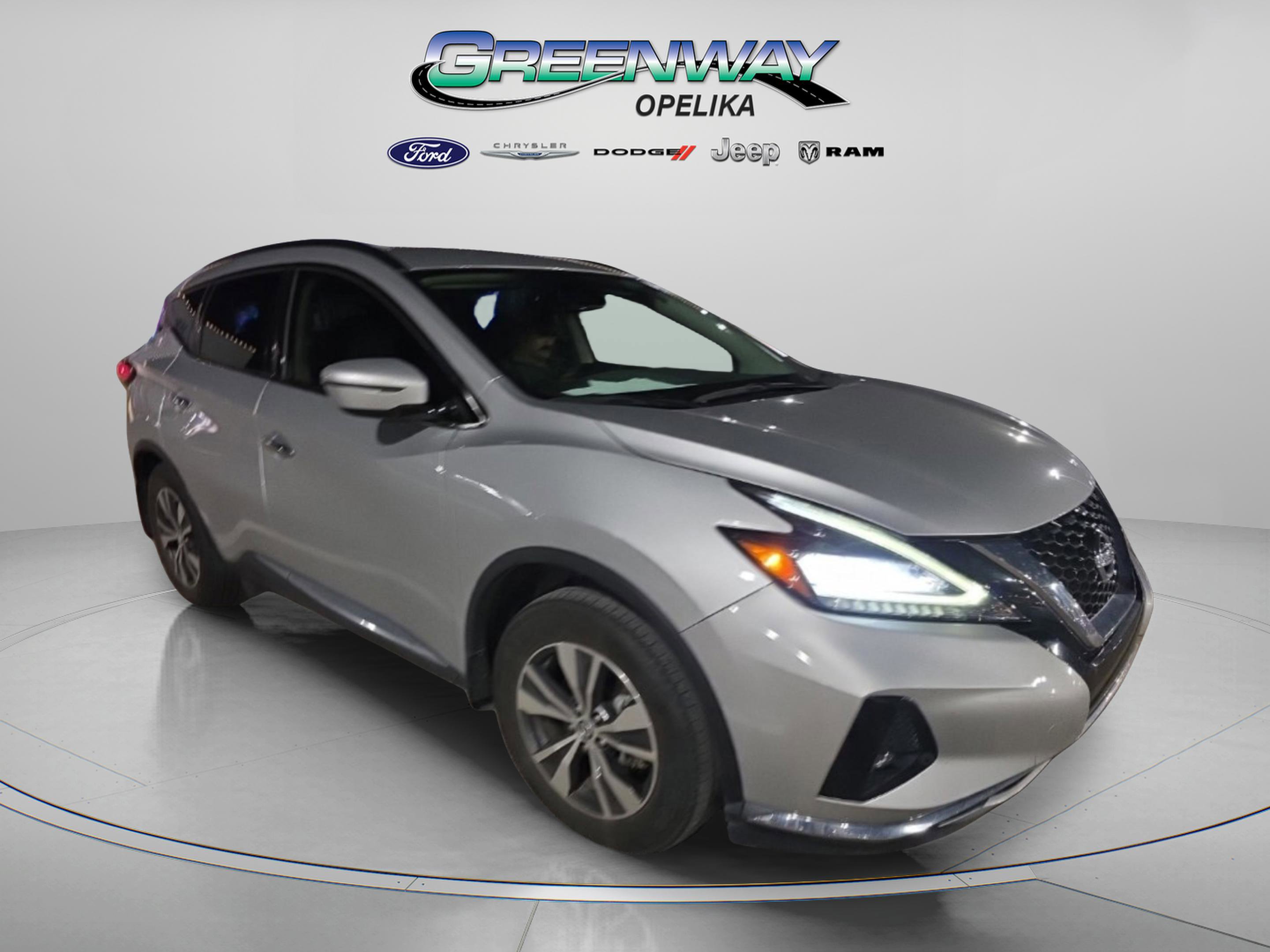 Used 2022 Nissan Murano SV w/ Cargo Package FWD image 2