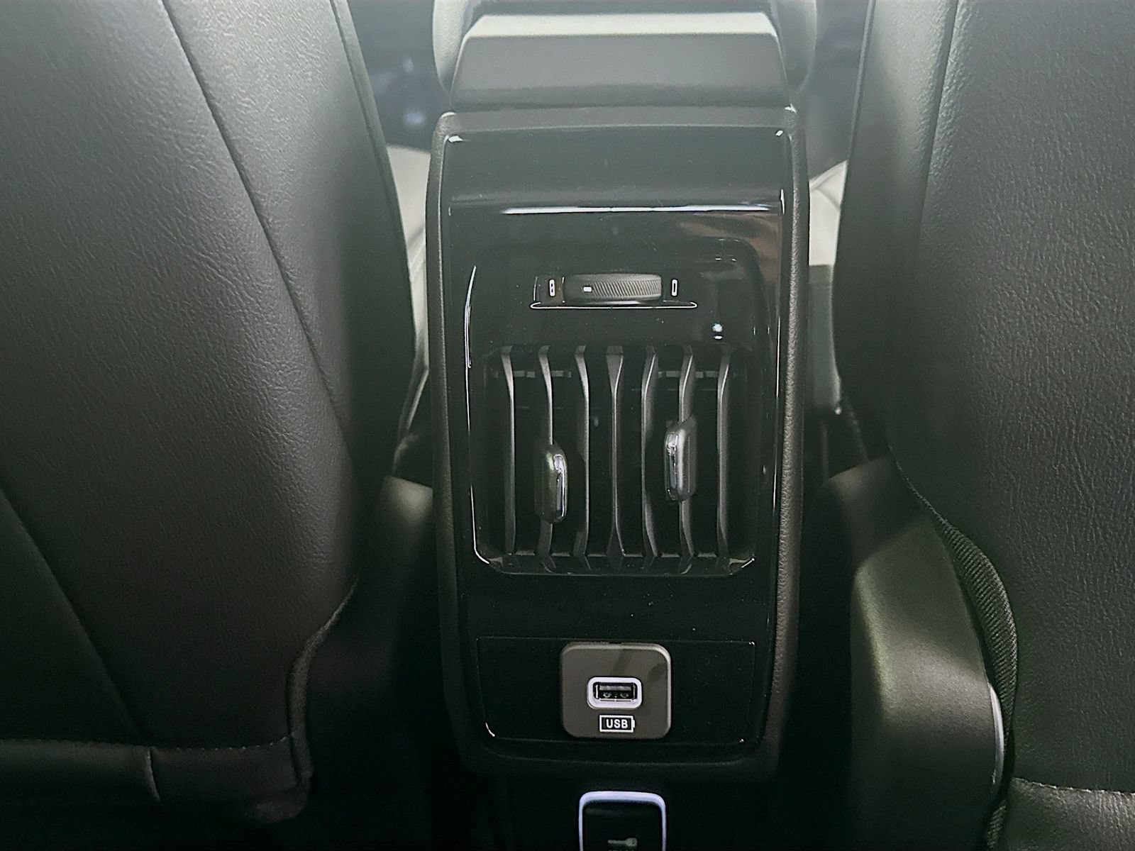 New 2026 Jeep Compass Limited AWD/4WD image 25