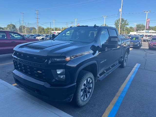 Used 2022 Chevrolet Silverado 2500 Custom w/ Custom Value Package AWD/4WD image 1