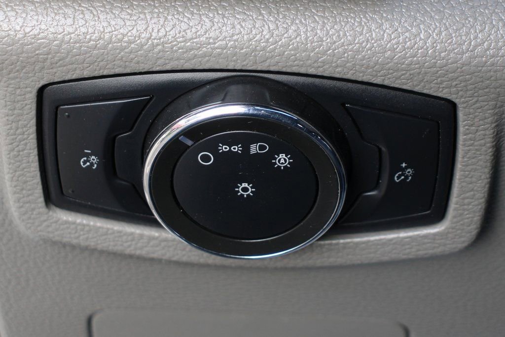 Used 2021 Ford F550 2WD Crew Cab Super Duty image 18