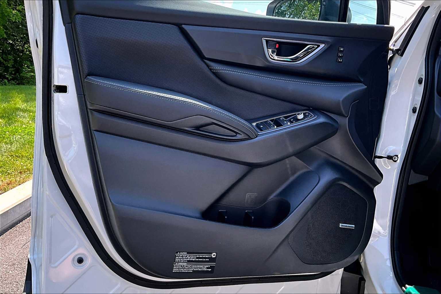 New 2025 Subaru Ascent Limited image 10