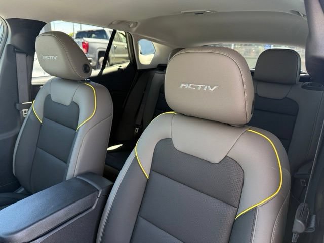 New 2026 Chevrolet Trax ACTIV w/ Sunroof Package FWD image 12