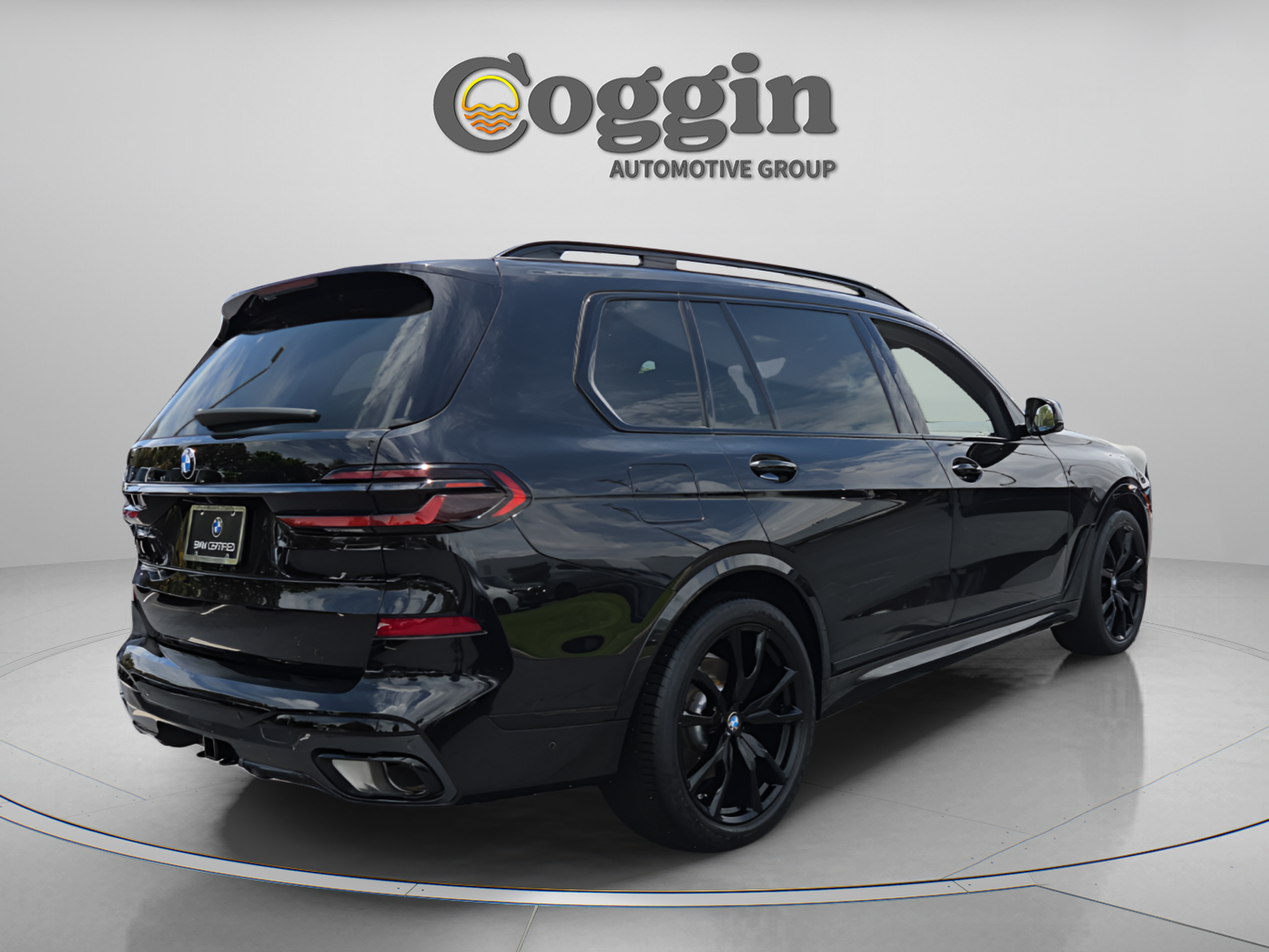 Certified 2024 BMW X7 xDrive40i w/ Executive Package AWD/4WD image 5