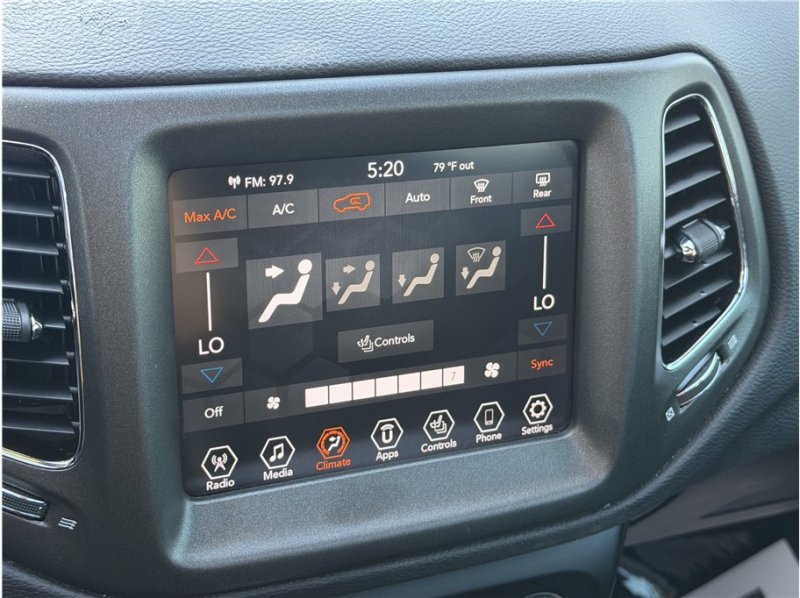 Used 2019 Jeep Compass Trailhawk w/ Leather Interior Group AWD/4WD image 43