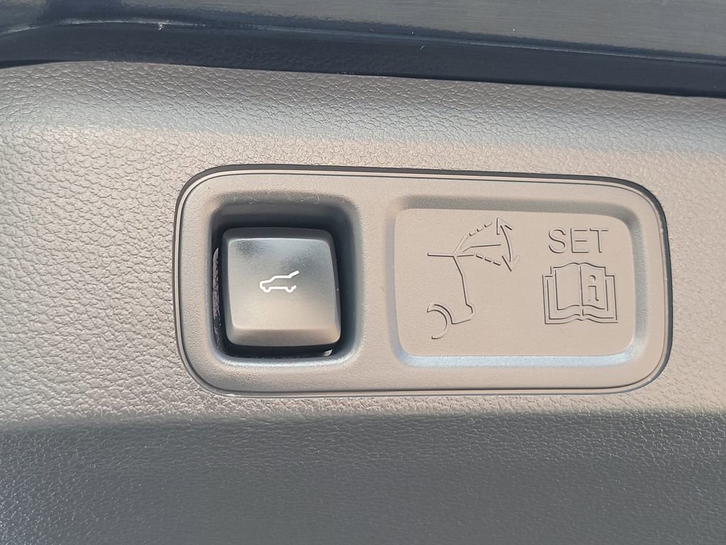 Used 2024 Lincoln Navigator Reserve image 32