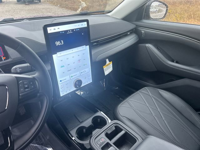 Used 2025 Ford Mustang Mach-E Select w/ Comfort Package Lite image 11