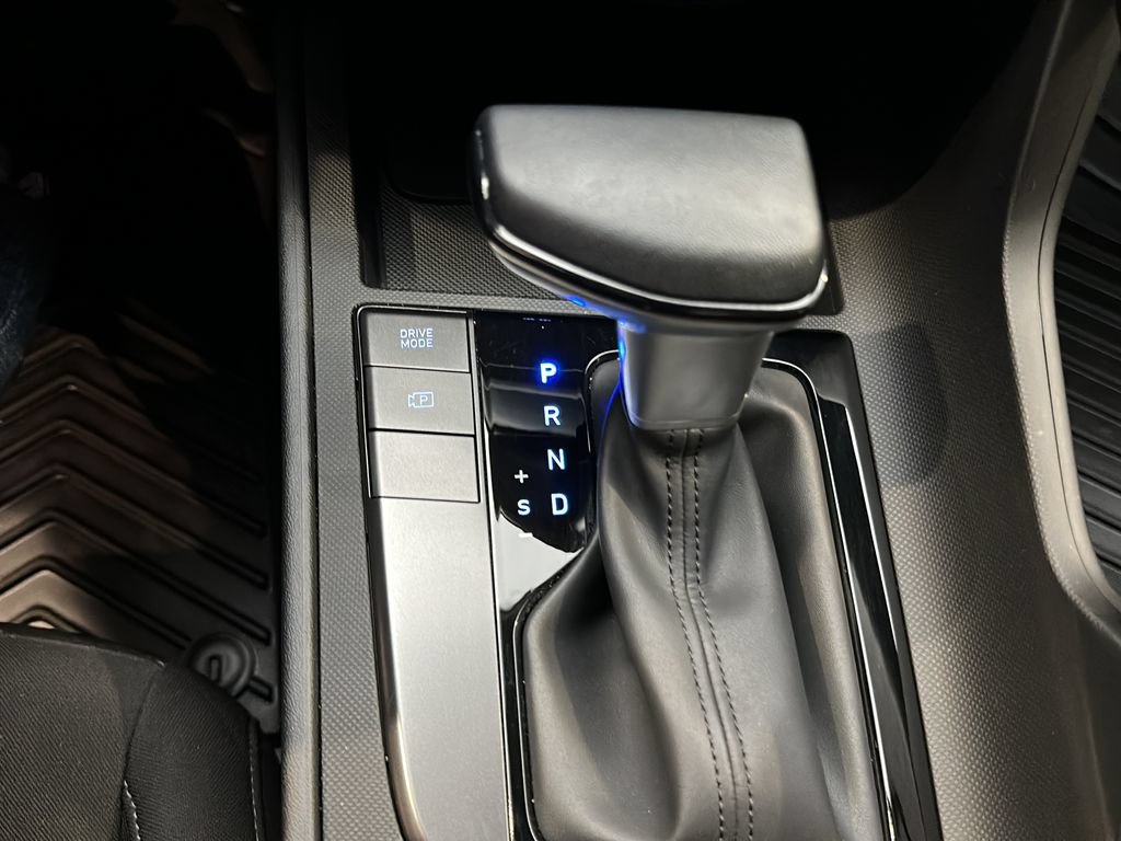 Certified 2025 Hyundai Elantra Sport FWD image 28