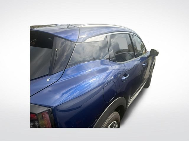 Used 2025 Nissan Kicks SR AWD/4WD image 14