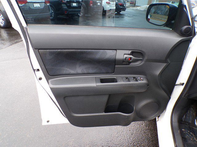 Used 2011 Scion xB image 14