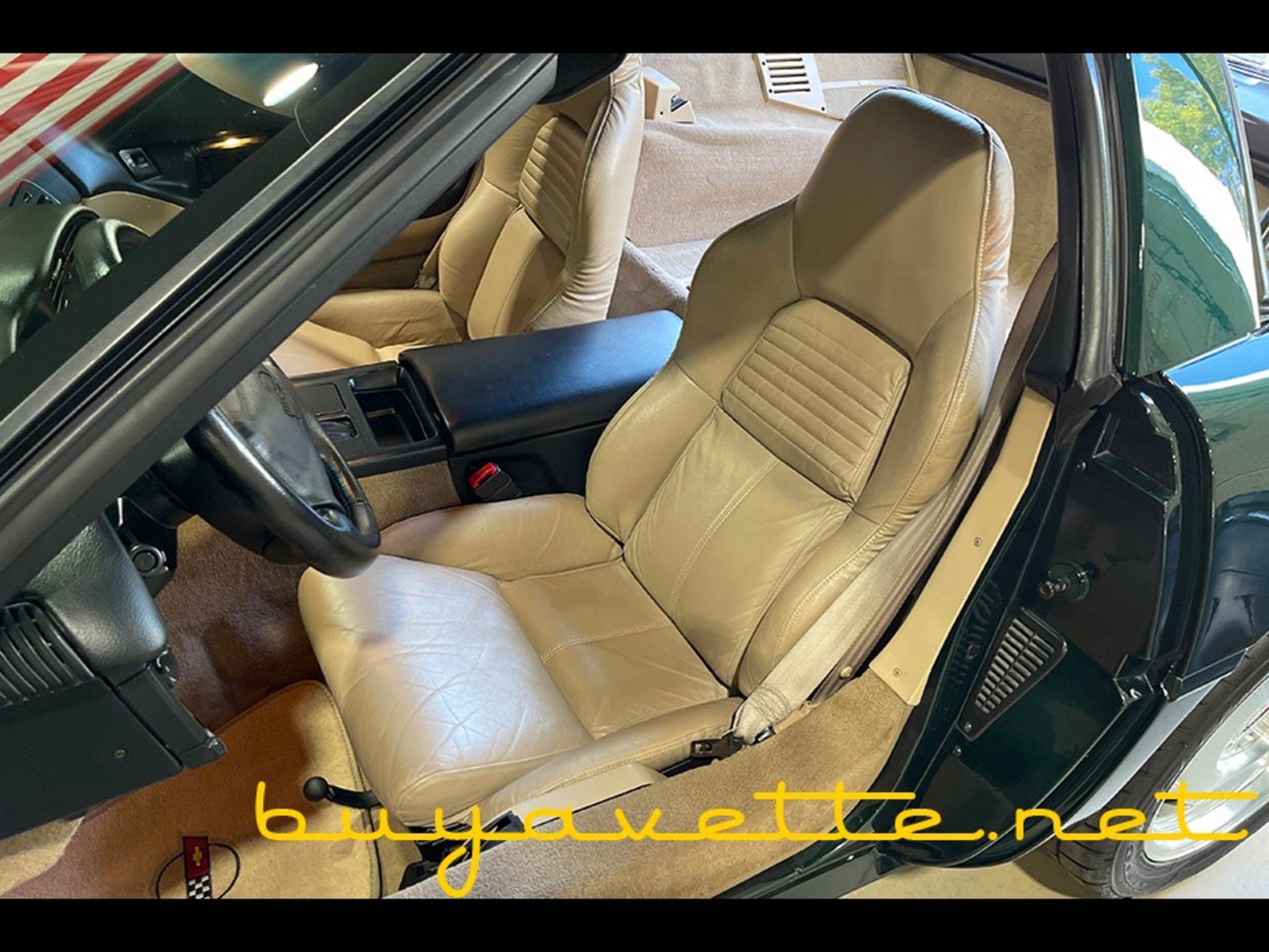 Used 1996 Chevrolet Corvette Coupe image 18