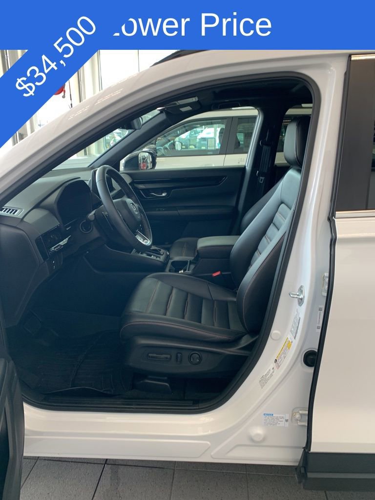 Used 2023 Honda CR-V Sport Touring image 3