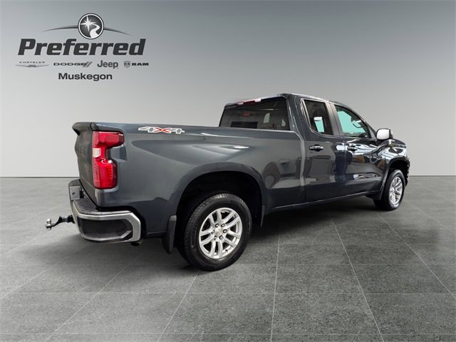 Used 2019 Chevrolet Silverado 1500 LT w/ All-Star Edition image 17