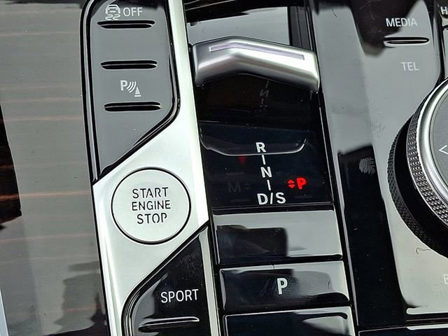 Certified 2026 BMW X5 xDrive40i w/ Climate Comfort Package image 12