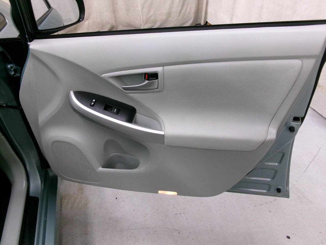 Used 2013 Toyota Prius Two image 25