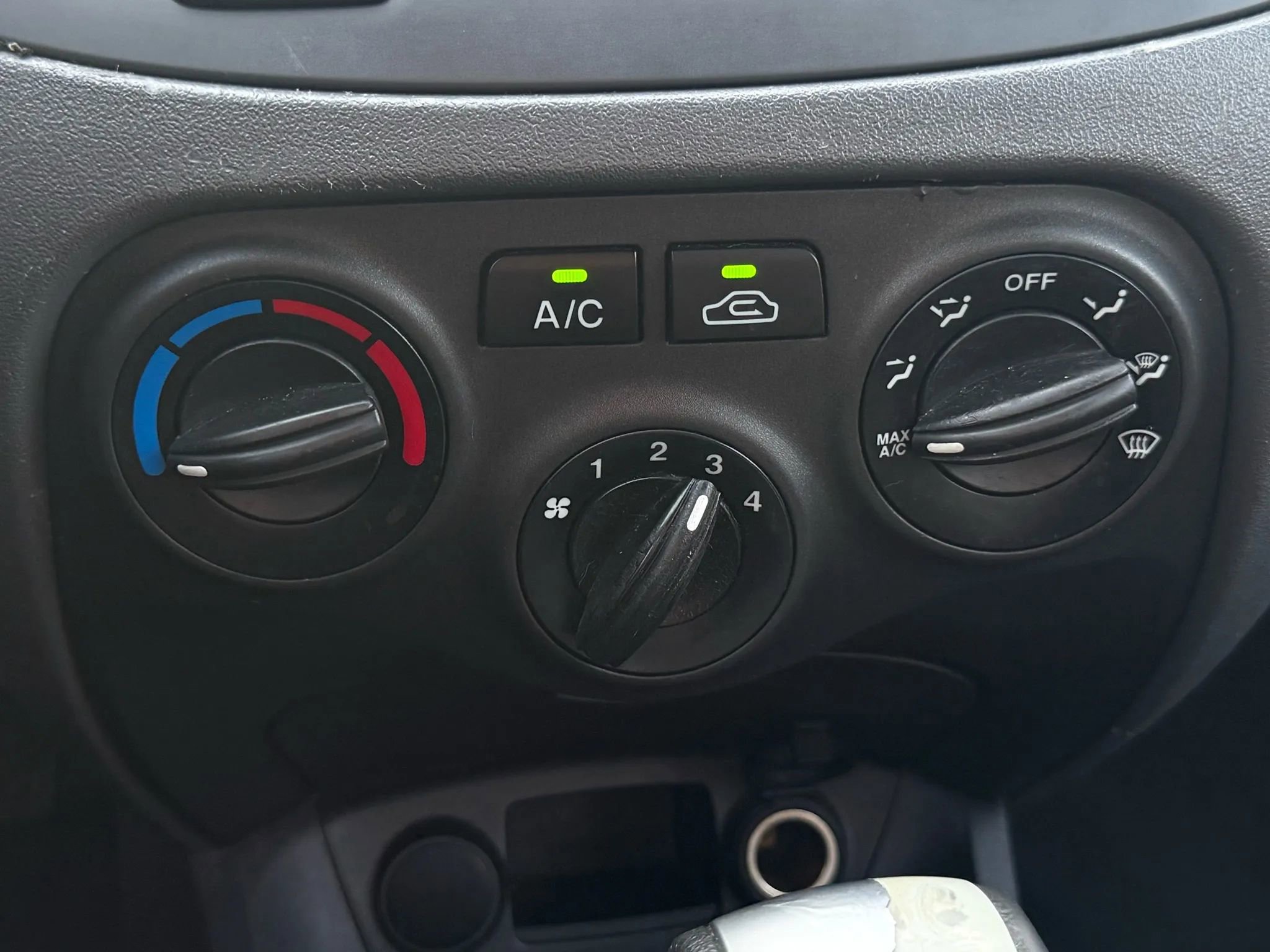 Used 2008 Kia Rio LX image 12