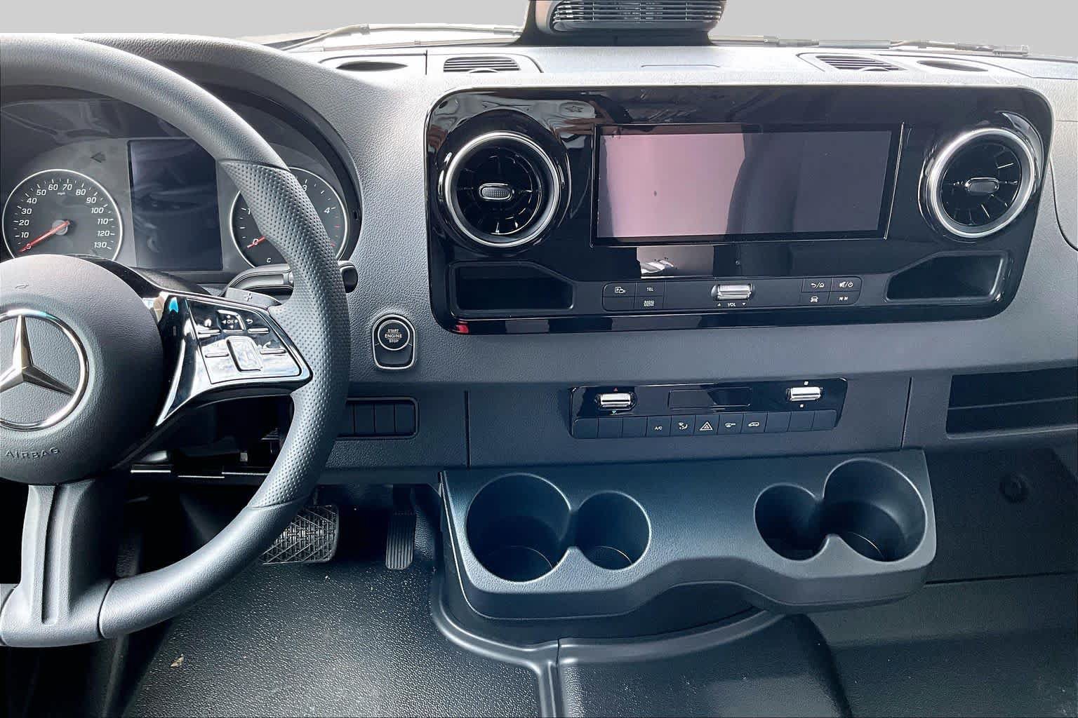 New 2026 Mercedes-Benz Sprinter 2500 image 6