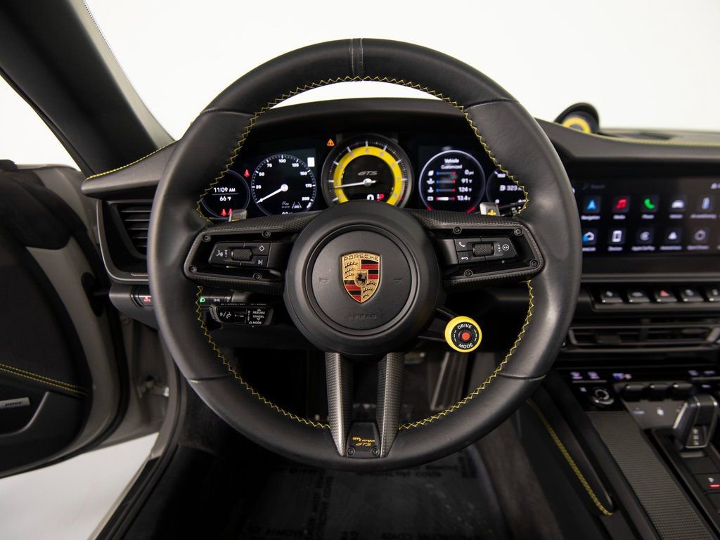 Certified 2022 Porsche 911 Targa 4 GTS AWD/4WD image 19
