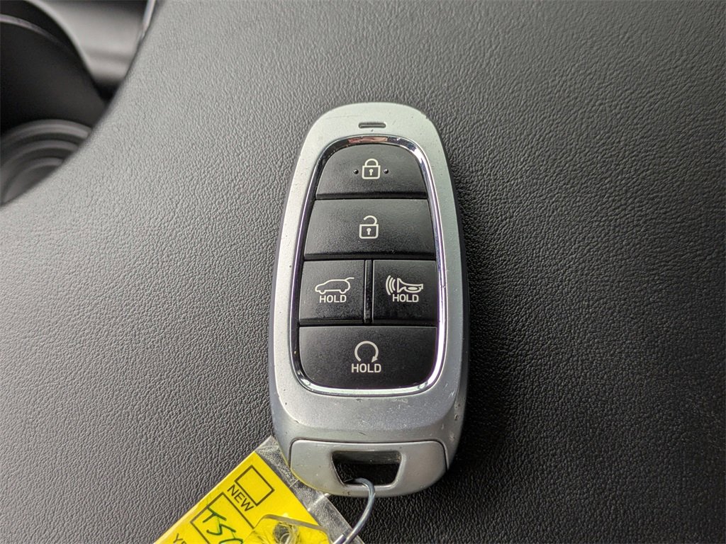 Used 2024 Hyundai Palisade Limited image 32